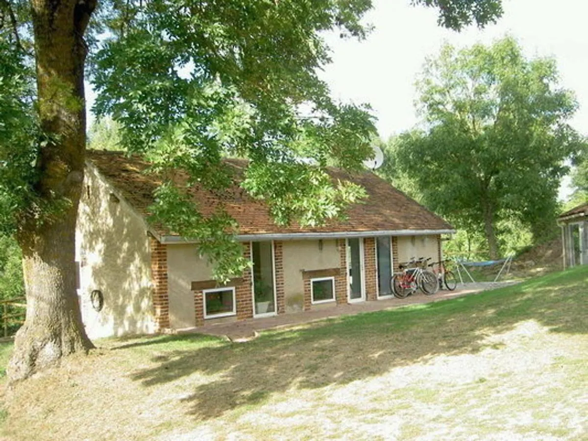 Charmant Gite Renove Avec Jardin, Terrasse, Cheminee Et Wifi - Animaux Acceptes - Fr-1-489-22 Chatel-de-Neuvre