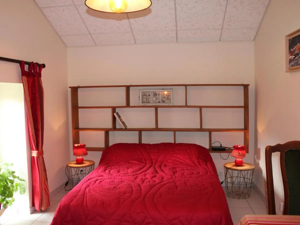 Charmant Gite Renove Avec Jardin, Terrasse, Cheminee Et Wifi - Animaux Acceptes - Fr-1-489-22 Chatel-de-Neuvre Holiday home